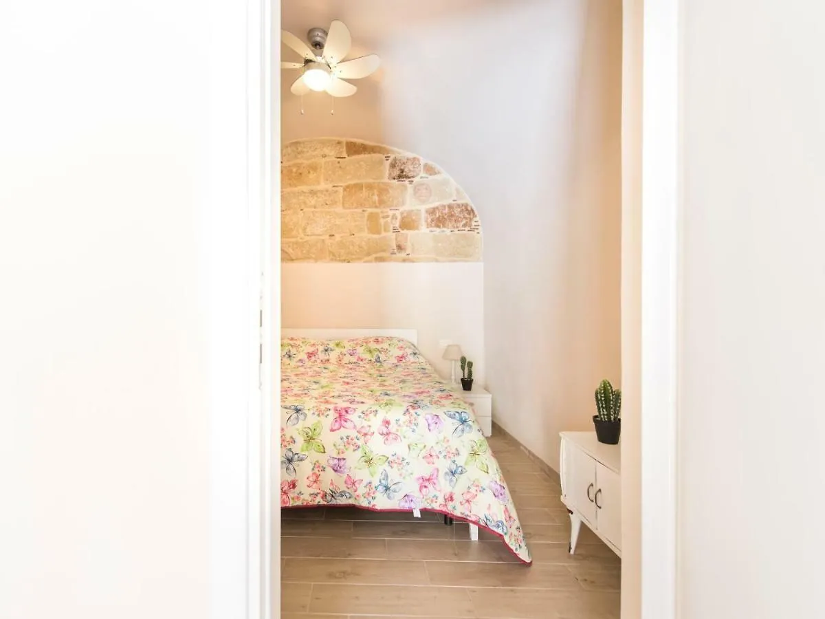 Ciucca Villa Terrasini Nyaraló
